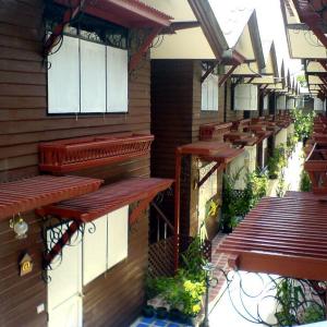 Bangphlat Resort