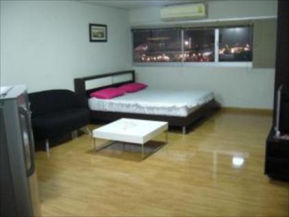 DMK Donmueang Guesthouse