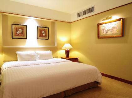 Pantip Suites - image 9