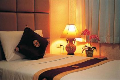 Sam's Lodge - image 10