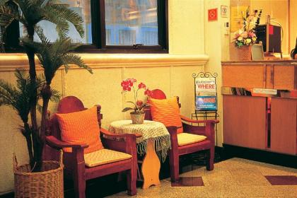 Sam's Lodge - image 11