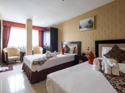 Grand Lucky Hotel - image 25