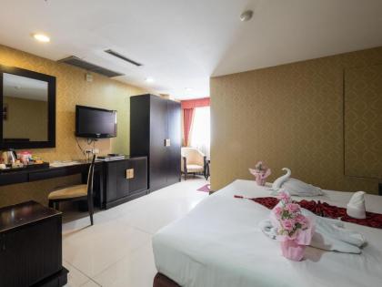 Grand Lucky Hotel - image 27