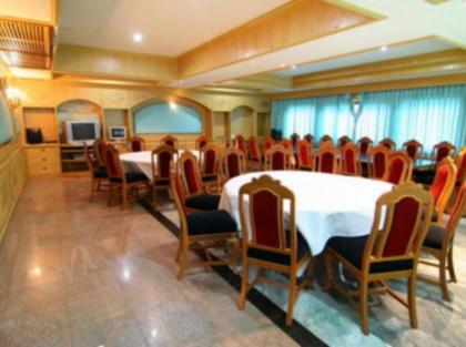 13 Coins Airport Grand Resort - image 11