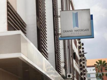 Grand Watergate Hotel - image 13