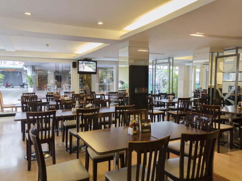 Grand Watergate Hotel - image 3