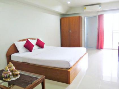 Galleria@subway MRT Huaikhwang - image 5