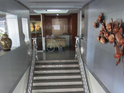 Galleria@subway MRT Huaikhwang - image 7