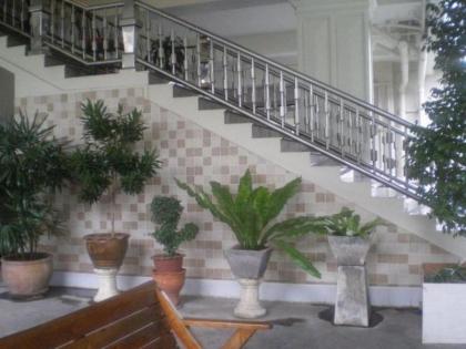 Galleria@subway MRT Huaikhwang - image 8