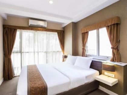 The Green Bells - image 10