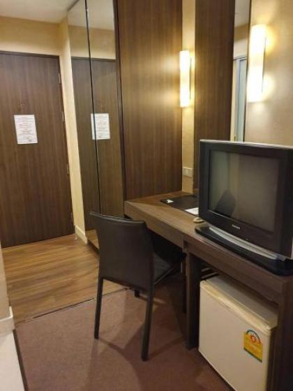 The Green Bells - image 12