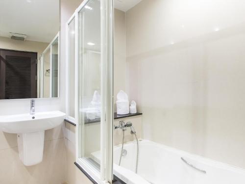 The Green Bells - image 6