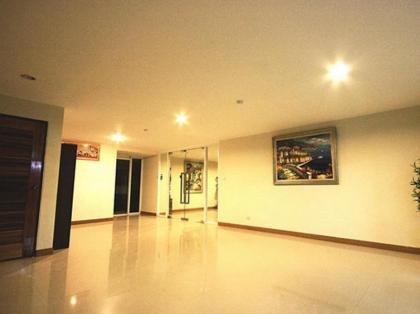 The Chateau Luxury Serviced Apartment - image 13