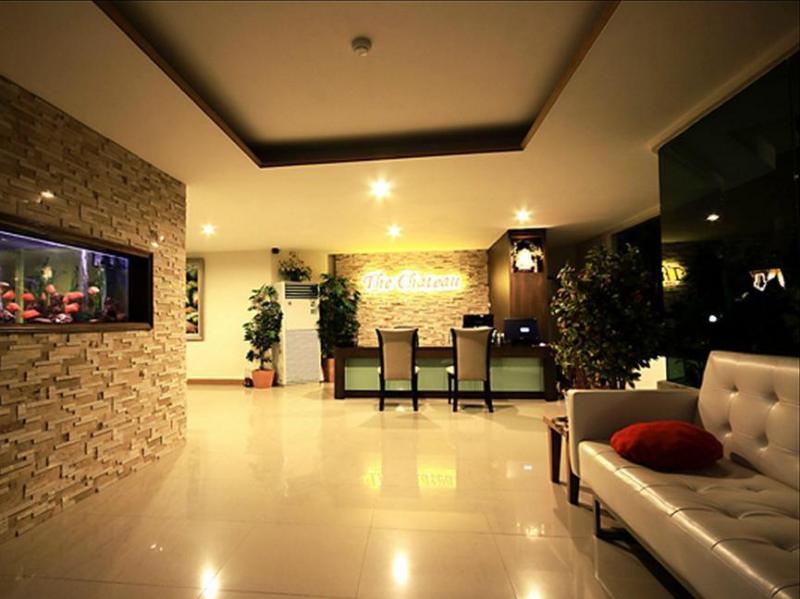 The Chateau Luxury Serviced Apartment - image 2
