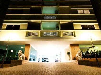 The Chateau Luxury Serviced Apartment - image 9
