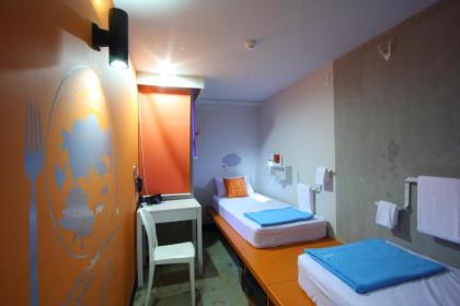 Lub d Bangkok Siam Hostel - image 13