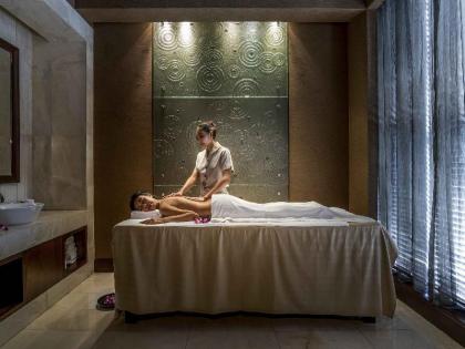 Pullman Bangkok Grande Sukhumvit - image 13