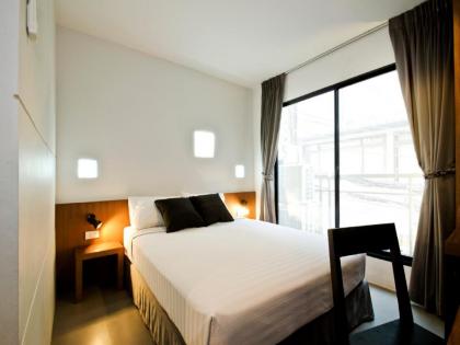 DI Place Hotel - image 14