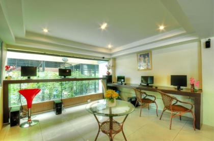 BS Premier Airport Hotel - image 5