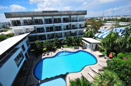 BS Premier Airport Hotel - image 6