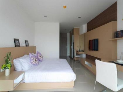 Landmark Residence - image 8