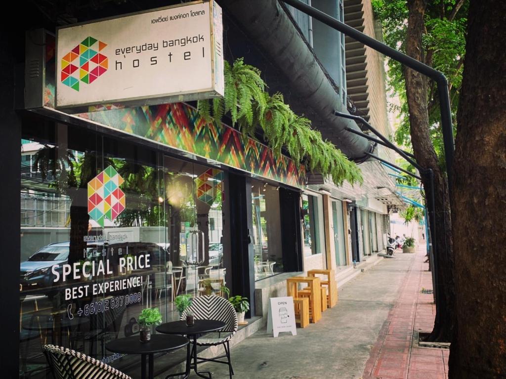Everyday Bangkok Hostel - main image