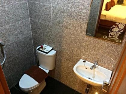 K.D.M. Residence - image 12