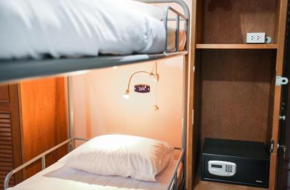 Hostel 8 Sukhumvit Soi 8 Bangkok - image 11