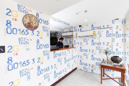 Hostel 8 Sukhumvit Soi 8 Bangkok - image 2