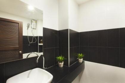 Boone Place - image 5