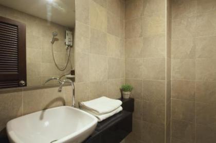 Boone Place - image 6