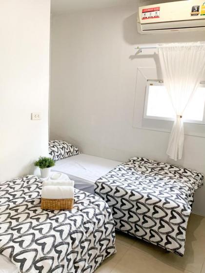 1Sabai Hostel - image 24