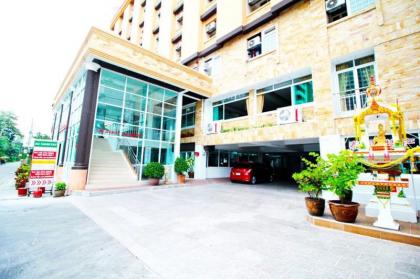 AC Habitat Bangkok - image 18