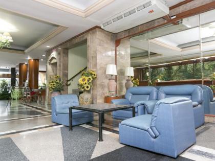 The Park Hotel Sukhumvit 7 - image 2