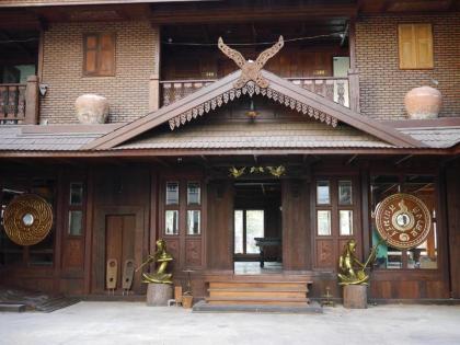 True Siam Rangnam Hotel - image 14