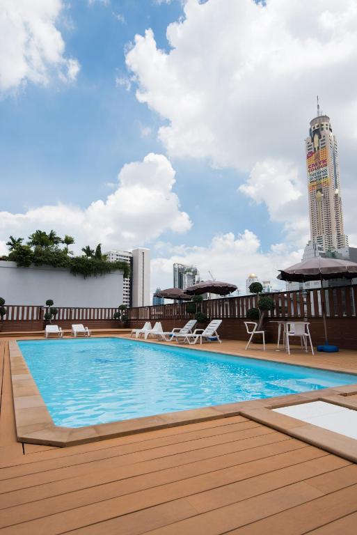 True Siam Rangnam Hotel - image 3