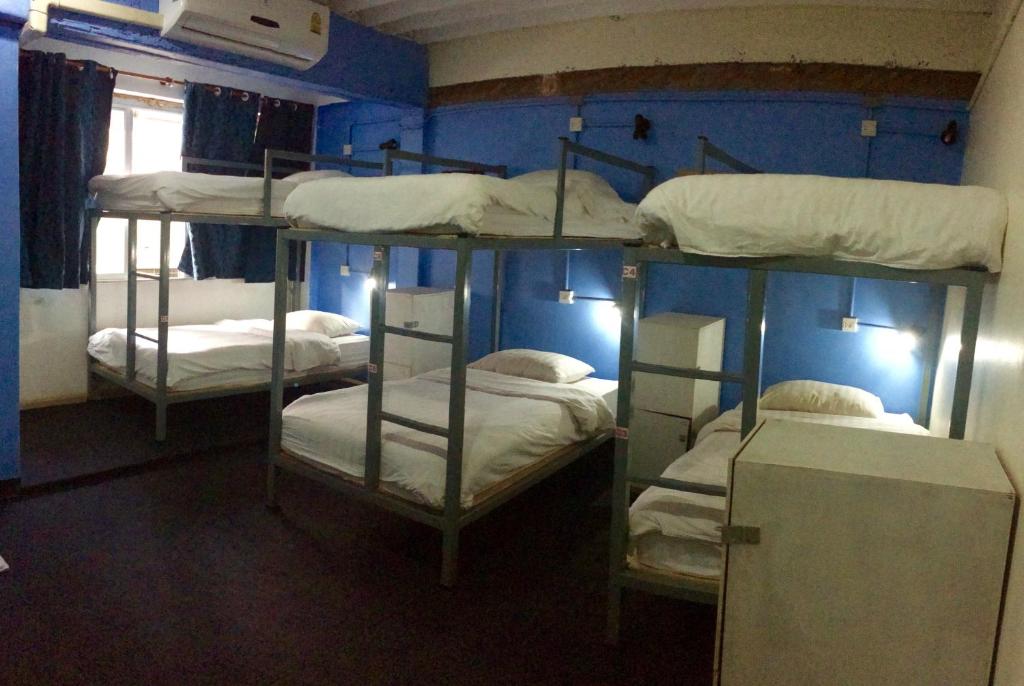 Fun Wan Hostel Bangkok - image 2
