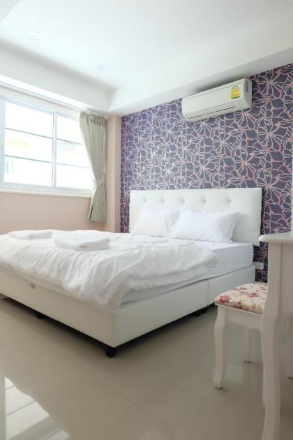 Aree Art Residence - image 4