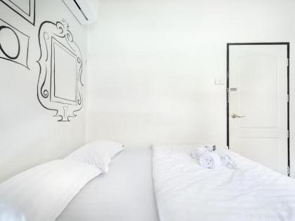 Sloth Hostel Khaosan - image 25