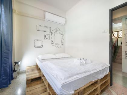 Sloth Hostel Khaosan - image 27