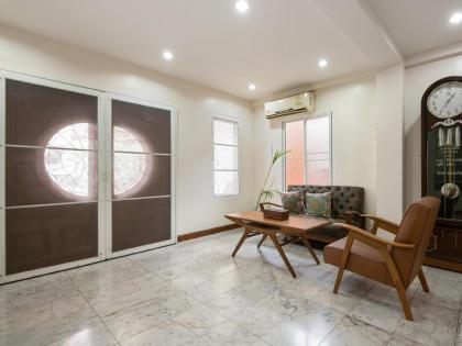 AYI HOME Luxury Home downtown near Skytrain/Metro - image 29