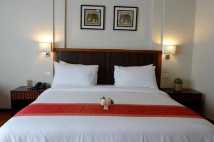 Dynasty Inn - image 25