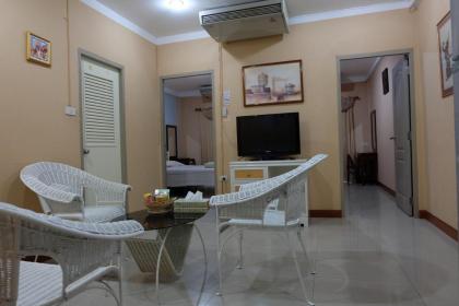 PR Place Hotel - image 24