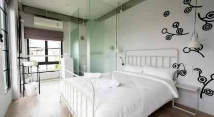 Bedspread Hostel - image 22