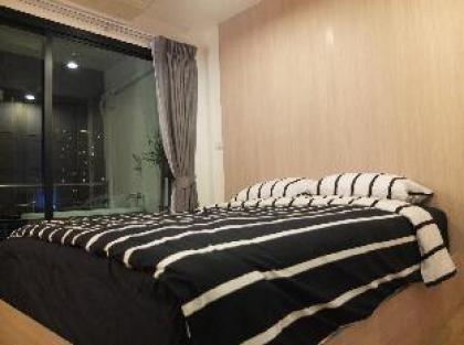 Bangkok Duplex Condo Near BTS with Hi-Speed WiFi - image 12