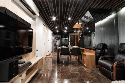 Centrally located 3 BDR Duplex w train access - image 23