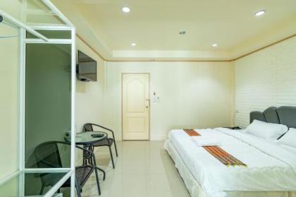 Ice Residence Hotel - image 17
