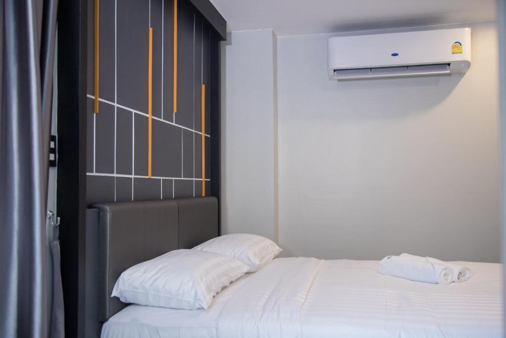 Hallton Hotel Bangkok - image 2