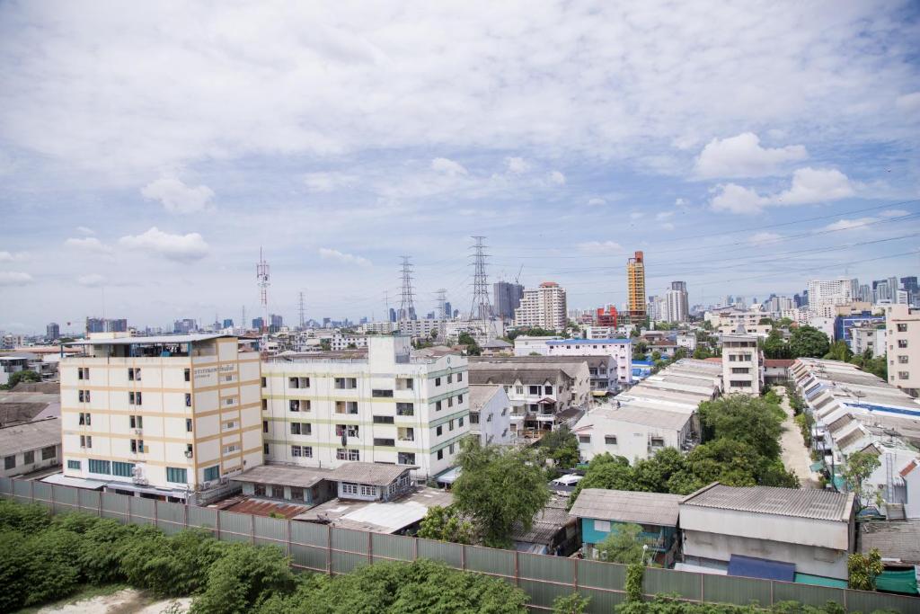 Hallton Hotel Bangkok - image 3