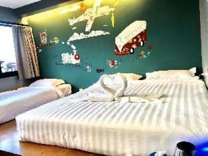 SKX&Serviced Apartment Standard Triple Room - image 17